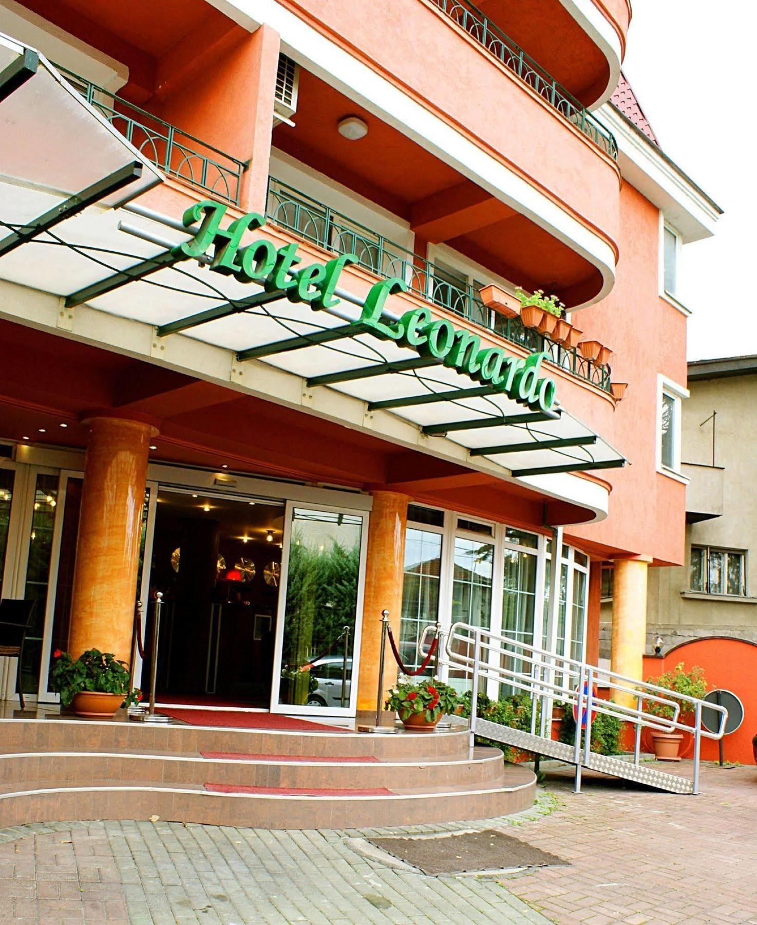 Leonardo Hotel Skopje Exterior foto