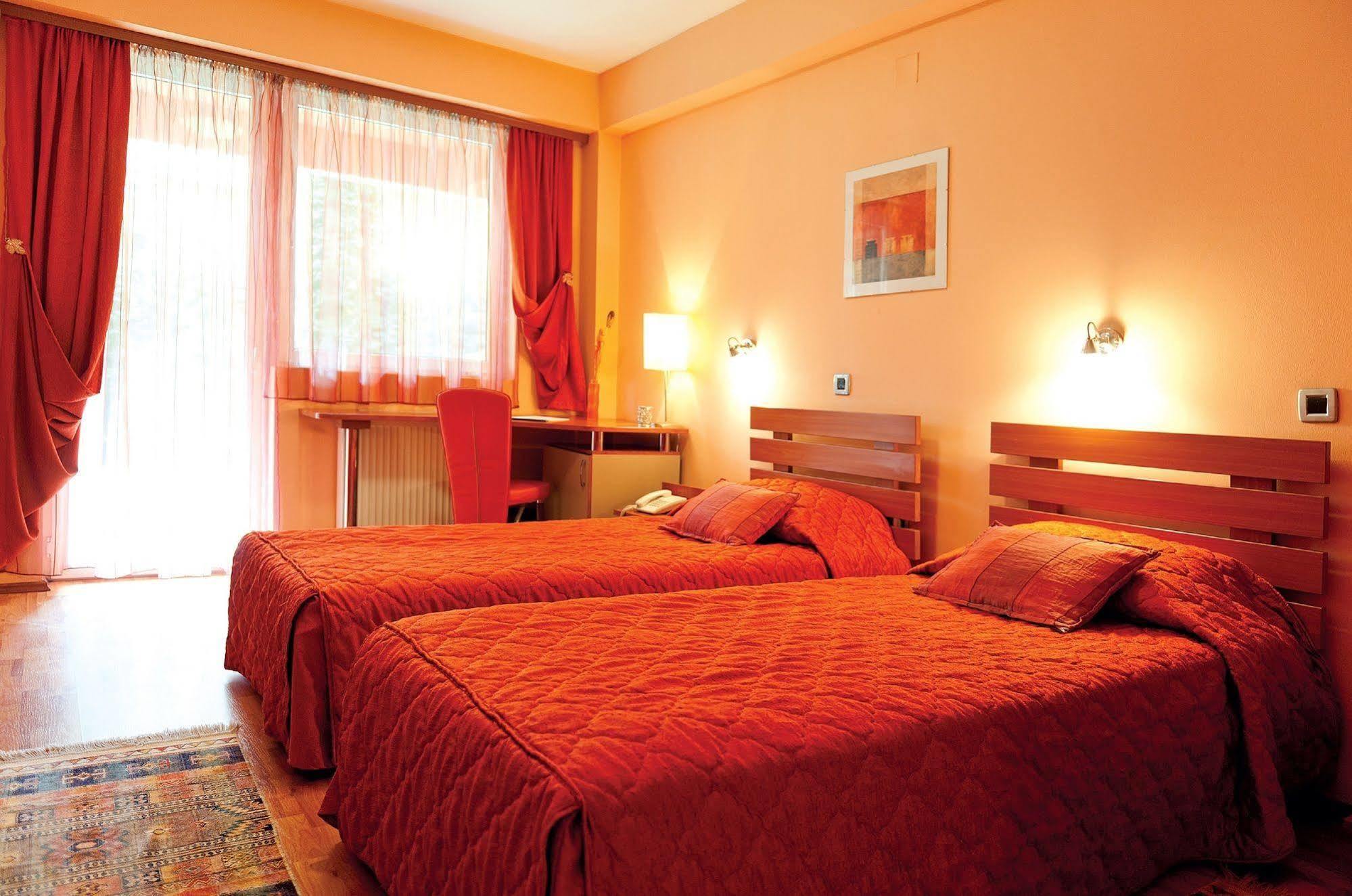 Leonardo Hotel Skopje Exterior foto